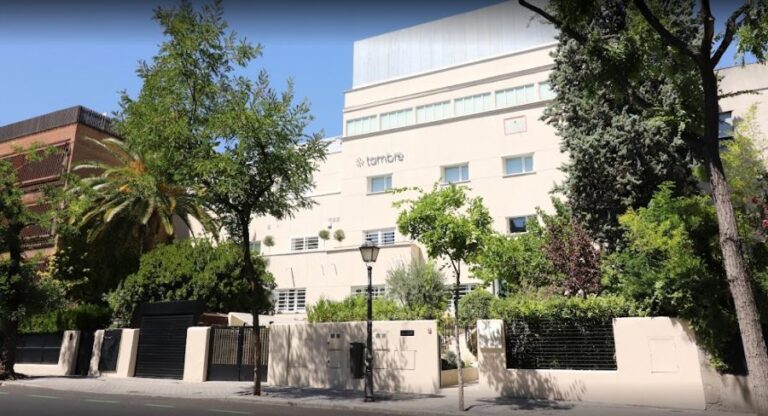 Clinica Tambre in Spain
