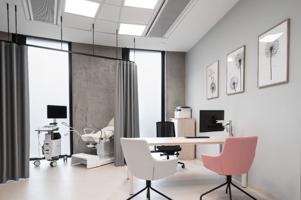 Doctor's office at Europe IVF