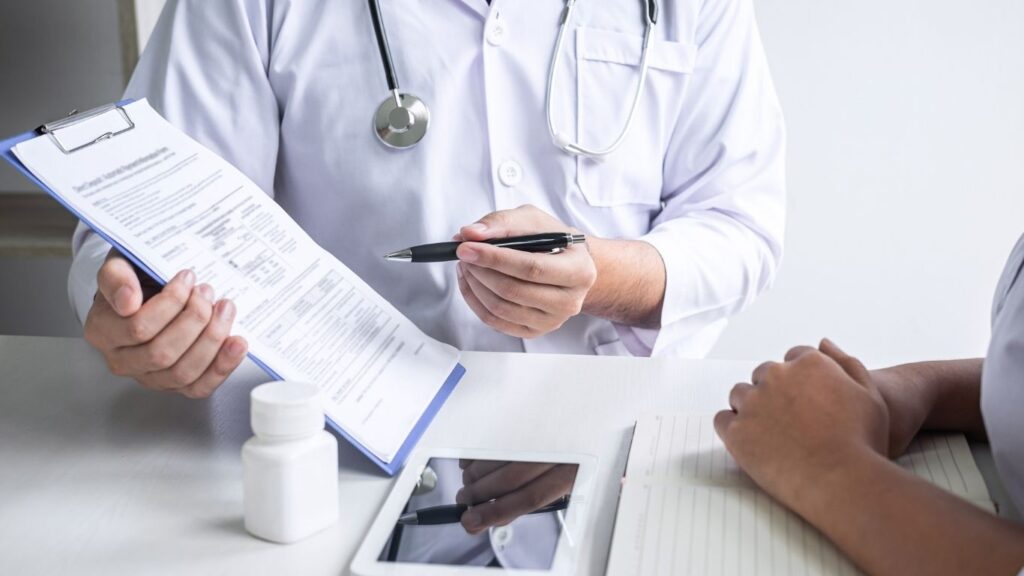 IVF with Donor Eggs in Greece: Understanding the Treatment Process and Donor Selection